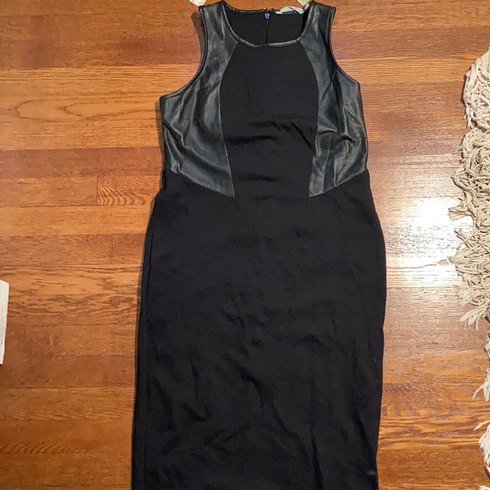 Athlete black dress